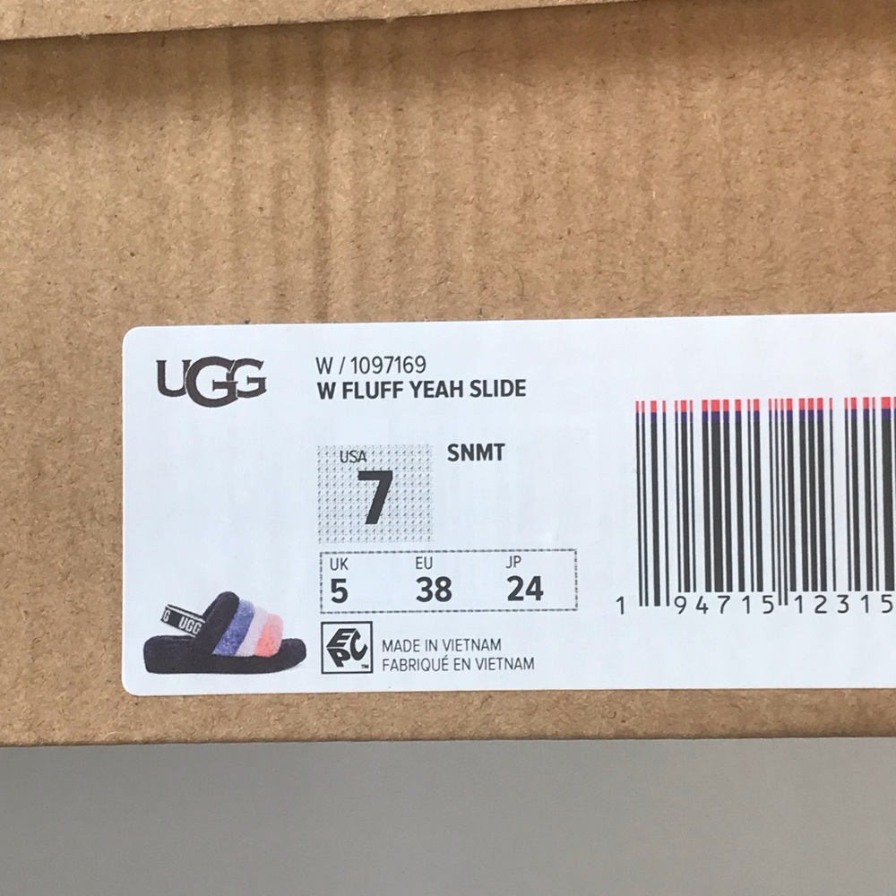UGG | U.S. Sz 7 |  Fluff Yeah Slide | Multi-Color - Picture 12 of 13
